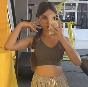 JackieWebb I went to a long-awaited workout today, I'm very glad🥰🥰🥰🥰  снимка