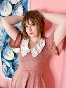 BEATRICE_LOWRY𝚈𝚘𝚞𝚛 𝚐𝚒𝚛𝚕💋 Bild 4