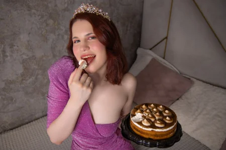 IrisMclaine Happy Birthday Girl 사진