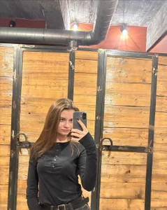 VioletaDiaz_: Public ( 4 фото)