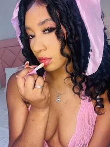 Pinky mood 🎀🤍 de ashley__walker  5 Imagens