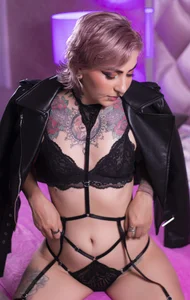 Evangelyne_1 something different♥ Immagine  2