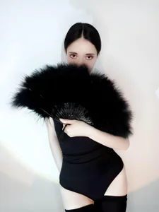 Stay still… eyes on me… and breathe. de Edranah Foto 4