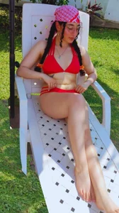 DemiJones_ 💦 Pool 🥵 slika 2