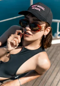 Between Sea & Skin🛳️
