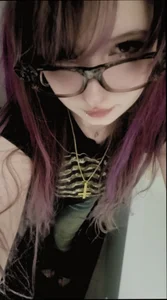 DinaKolter Emo vibes Pic