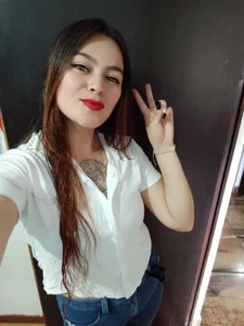 AylinCollins Public  6টি ছবি