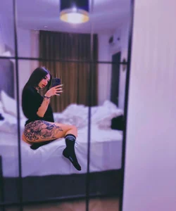 Cassy-Foxy Public Pic 6