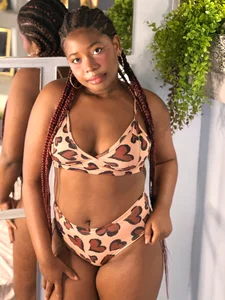 Public od Kylie-Cruz  8 snímek