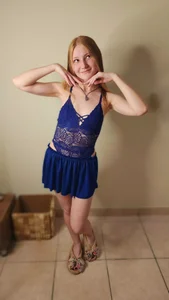 Vanessa_Norris Blue dress Pic 3