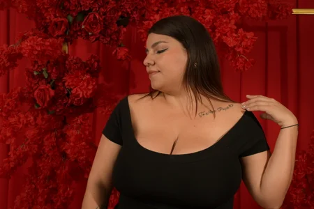 dania_miller_1 Public Pic 4