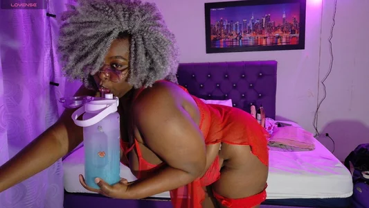 perfect delicious Latina od ebony_NeighborMoans  snímek