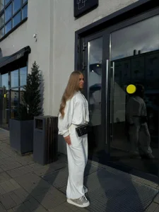 SallyTingen Public Pic 7
