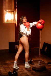 _Victoria_foxx_ a little boxing 🥰  5. fénykép