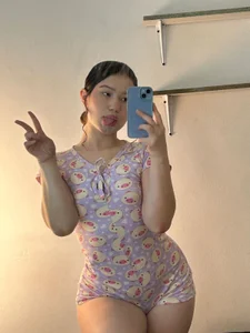 Roxie-Summers11: Good night🌙🔥 ( 3 фото)