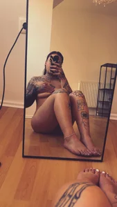 emmifly Public صورة واحدة|emmifly Public صورتان|emmifly Public  صور|emmifly Public  صورة