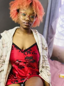 YummyMelanin117 🥺❤️ Immagine  5