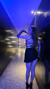 Fire_Fairy_ Divine Temptress Billede