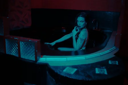 YOUR VAMP QUEEN 🦇🦇 de SadieManson_  7 photos