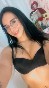 UrNewFantasy Sexy Pic 4