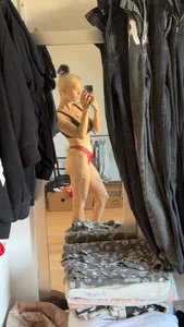 LillyWannaPlayy Public Pic 4