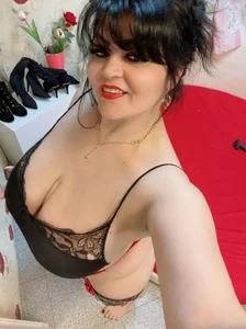 EllaXJane Public Kuva 2