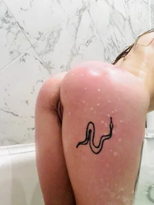 RussNocturnal 🍀1 #shower #tits #ass #tattoo #wet Pic 3