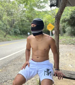 Leoonidas_38 Public Pic