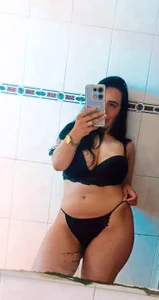 christine-x lady in black Pic 4