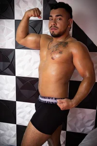 BrianMalonee Look sweat falling through my body зображення 2