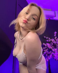 Rita_Sunny: Naughy Angel ( 4 фото)