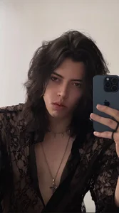 denyal de Deny__v  3 Imagens