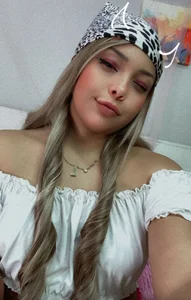 Public de _eilish_  5 photos