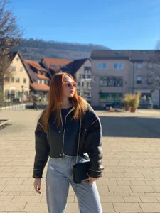 Public od SkyAlice01  snímek