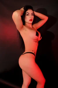 Sexi and sophisticated od danna_berlin_  4 snímek