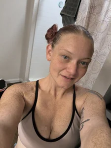 SexyThumper93 Public Pic 3