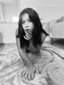 SusieSunnny B&W Erotic Kuva 5