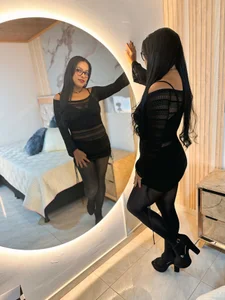 1Mature__Naughty a very sexy hot milf Pic 6