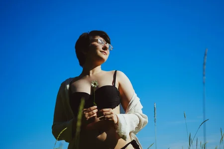 Lily_Marlin summer vibes Pic 5