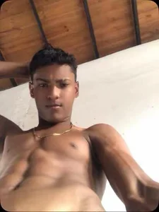 Brayam_30's XXX Nude Photo 1