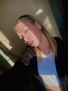 Qwindari1 A little narcissism Pic 3