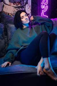 roxy_riot_ Slight peek Pic 3