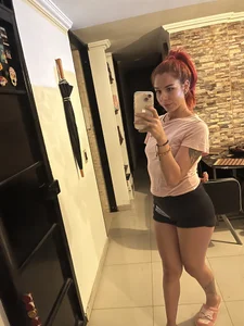 AllieYourGirl Public Pic 4