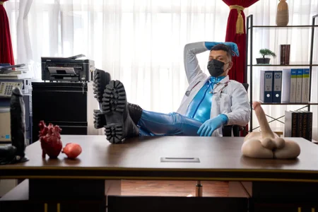 Master_Connor_BDSM: It's time to consult with your doctor ( 2 фото)
