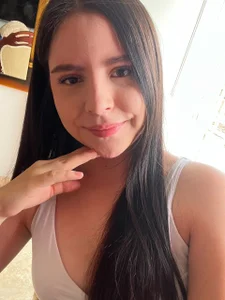 IsoldeVane hey daddy รูป  2