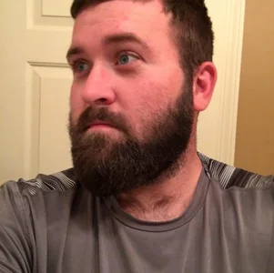 Charleschad626: Public ( 3 фото)