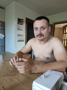 Public od Amberdual  3 snímek