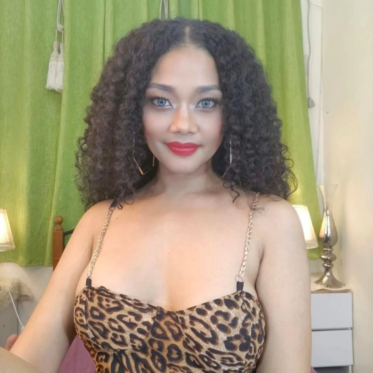 curly_tops69 Gambar Trending 5929