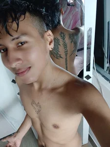 spicy_adonhis's Sexy men Sex Photo 4