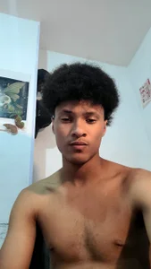 kendrick_b's XXX Nude Photo 1